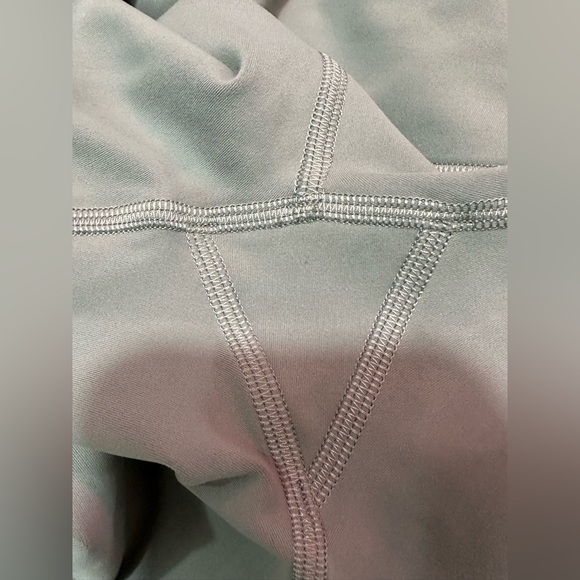 Lululemon Wunder Train High-Rise Tight 28" size 0 Full length - Picture 4 of 5